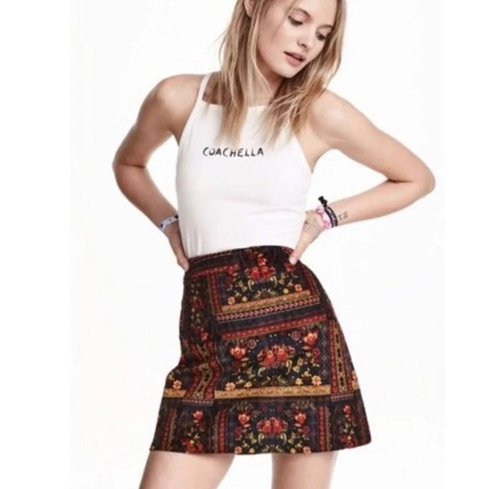 H&M Coachella Patterned Velvet Skirt NWT!
